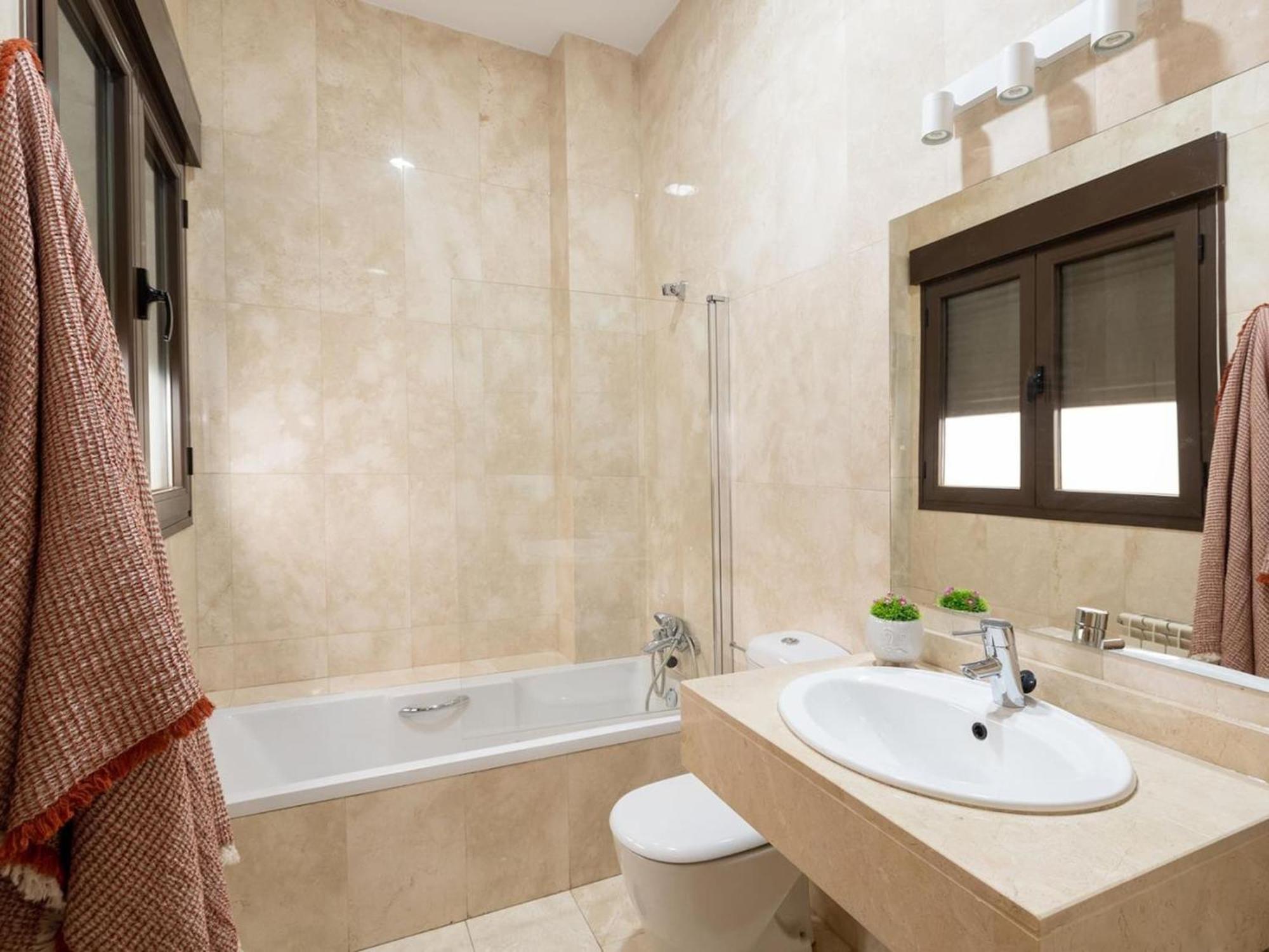 Chezmoihomes Town hall apartment Granada Kültér fotó